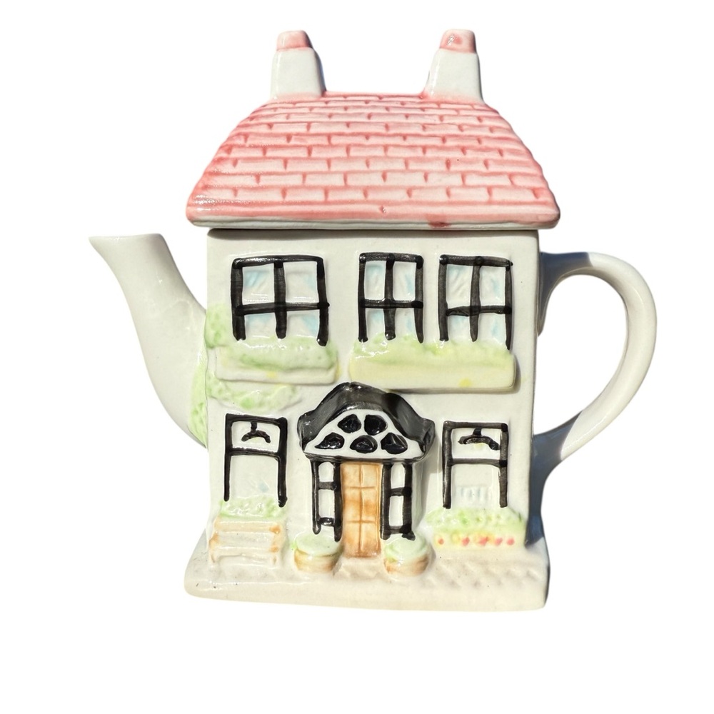 Vintage Ceramic English Tudor House Country Cottage Teapot 6” Tall Hand-Painted
